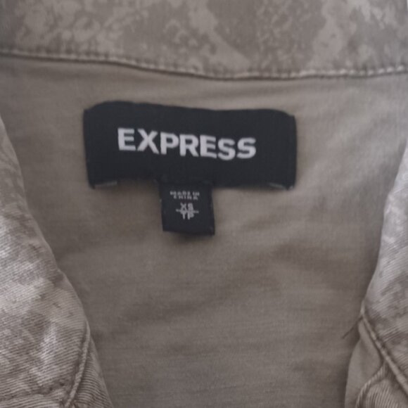 Express Crop Reptile Print Denim Jean Jacket - Picture 3 of 4